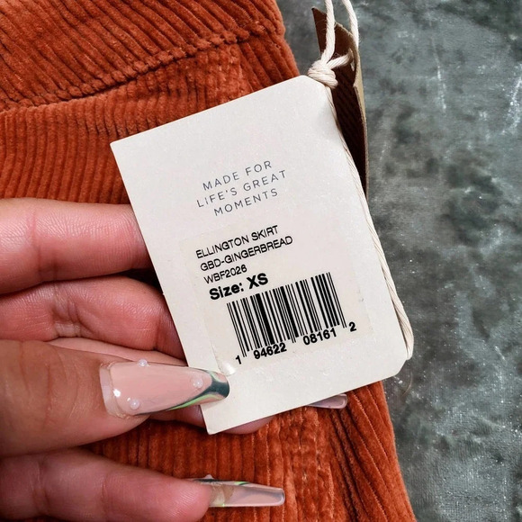 Faherty Ellington Corduroy Button Front Mini Skirt in Gingerbread - Picture 5 of 8